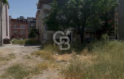 BORNOVA YEŞİLOVA'DA 144 M2 İMARLI ARSA