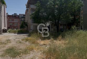BORNOVA ALTINDAĞ'DA 144 M2 İMARLI ARSA