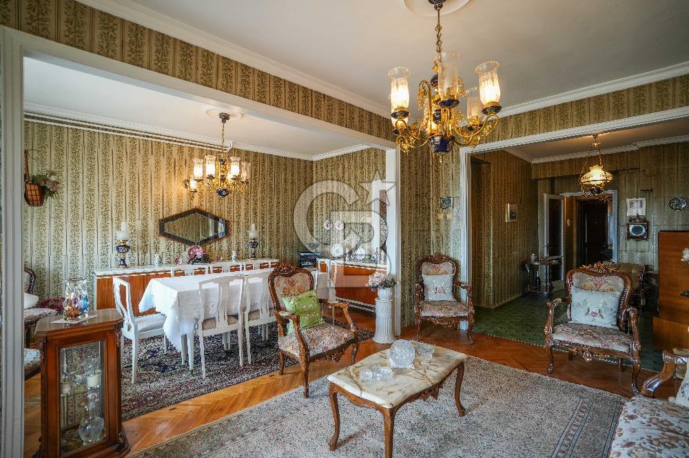 Üsküdar SELİMİYEDE KESİNTİSİZ DENİZ MANZARALI SATILIK DAİRE