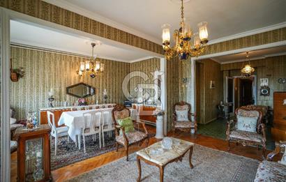 Üsküdar SELİMİYEDE KESİNTİSİZ DENİZ MANZARALI SATILIK DAİRE