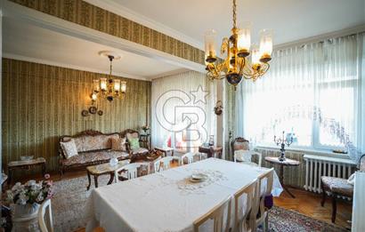 Üsküdar SELİMİYEDE KESİNTİSİZ DENİZ MANZARALI SATILIK DAİRE