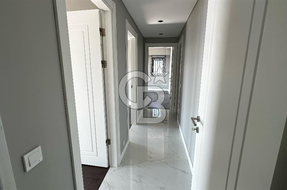 KADIKÖY CADDEBOSTAN da KİRALIK DENİZ MANZARALI 3+1