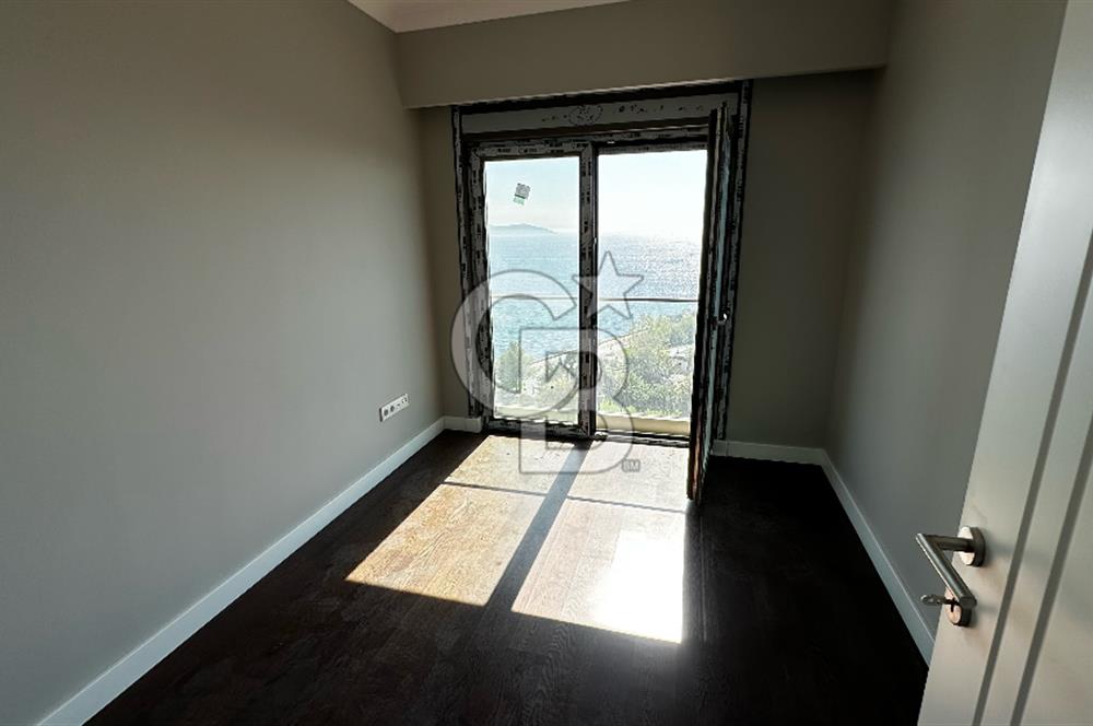 KADIKÖY CADDEBOSTAN da KİRALIK DENİZ MANZARALI 3+1