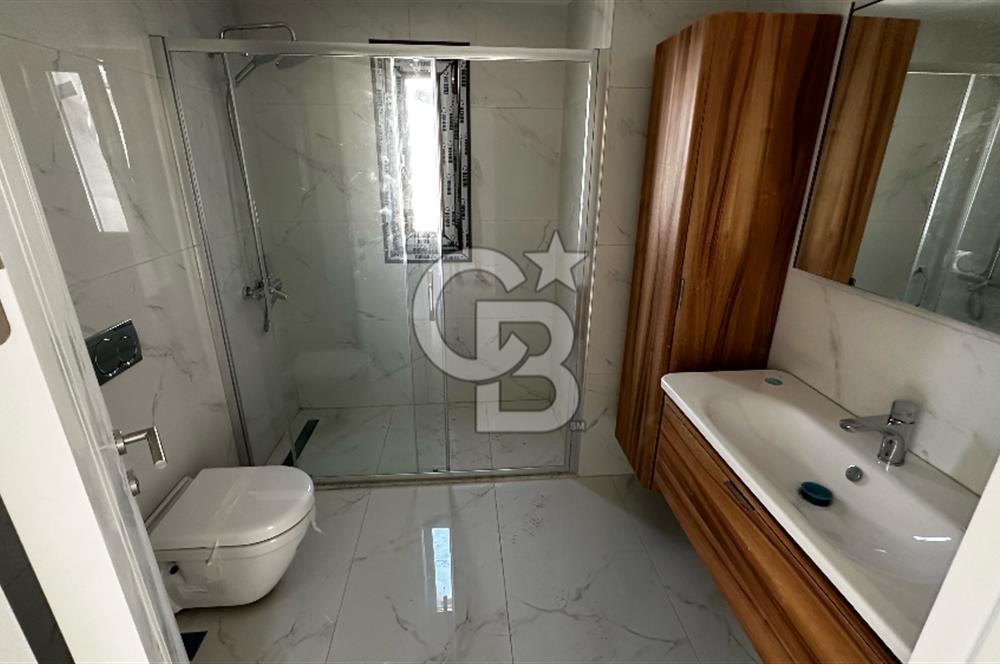 KADIKÖY CADDEBOSTAN da KİRALIK DENİZ MANZARALI 3+1