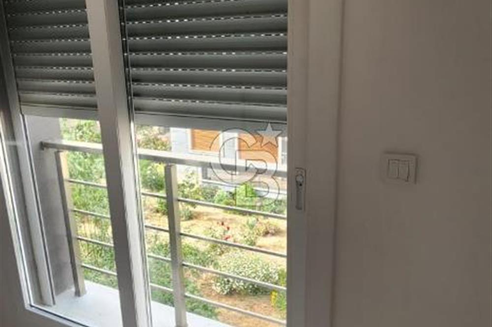 YENİ FOÇA MUSTAFA KEMAL ATATÜRK MAHALLESİNDE KİRALIK 2+1 DAİRE