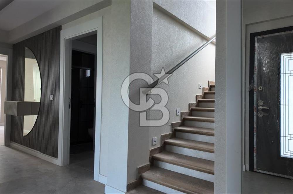 *Bağlıca’da 4+1 Müstakil Bahçeli Lüks Villa 
