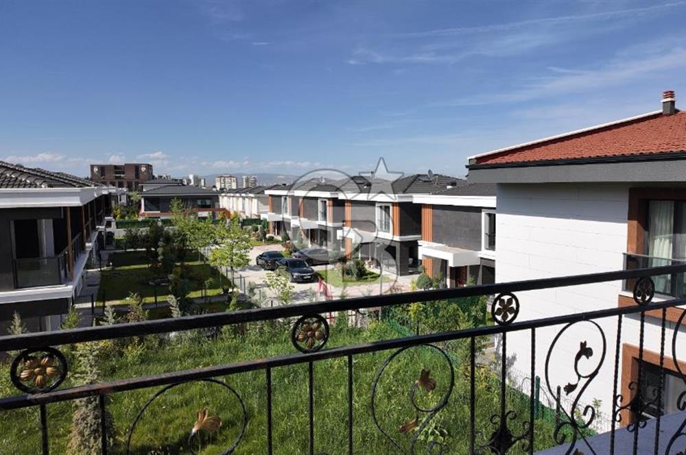 *Bağlıca’da 4+1 Müstakil Bahçeli Lüks Villa 