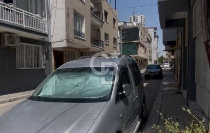 BORNOVA YEŞİLOVA'DA 144 M2 İMARLI ARSA