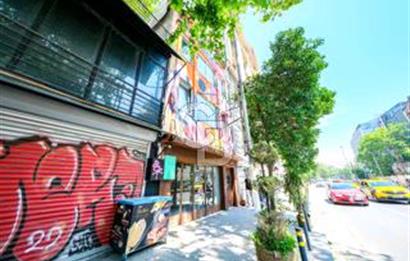 KARAKÖY TRAMVAY YOLU ÜZERİNDE, GALATAPORTA YAKIN, KİRALIK BİNA
