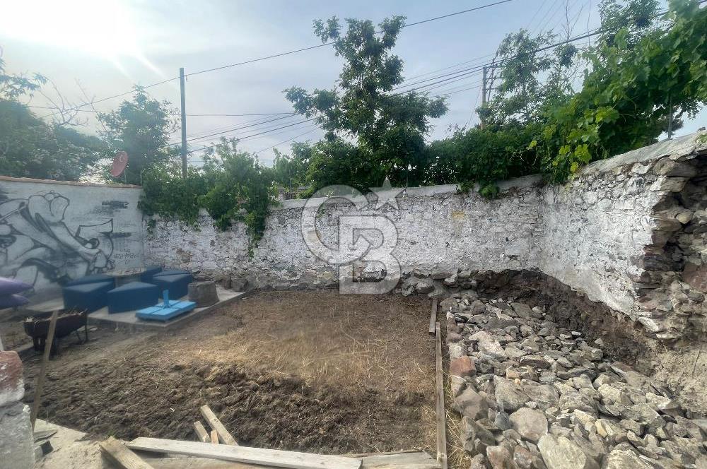 ÇANDARLI MERKEZE YAKIN  NET 65 M2 1+1 EŞYALI DAİRE