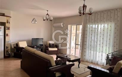 Çeşme Sakarya mahallesi sezonluk kiralık villa 