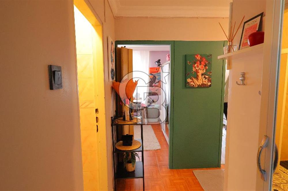 Bornova Evka 3 konutları, arakat kapalı mutfak 2+1 fırsatı..
