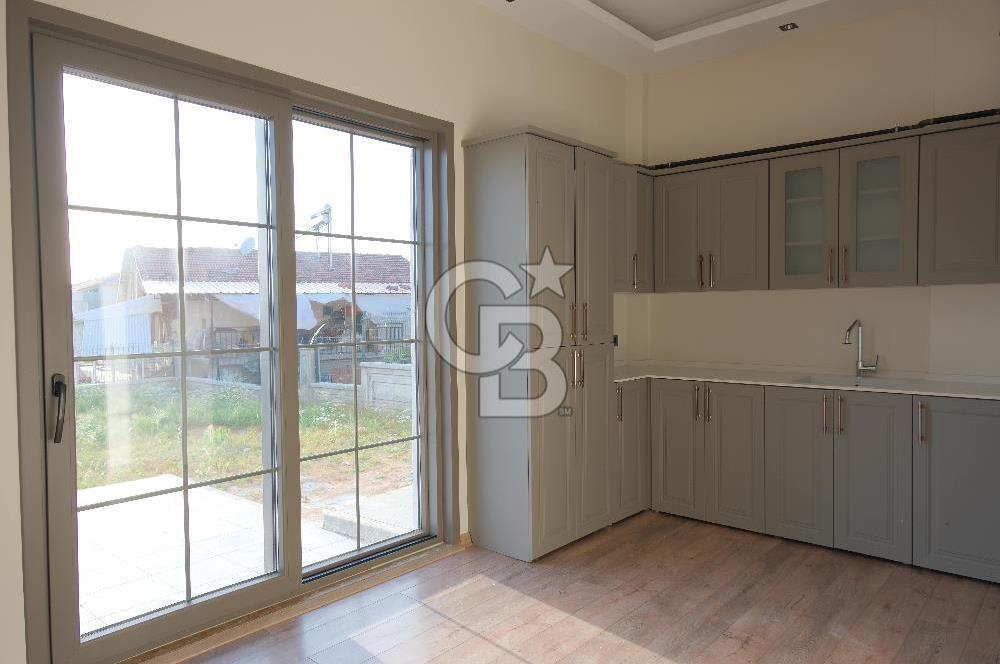 COLDWELL BANKER'den TECDE'nin KALBİNDE SATILIK TRİBLEKS VİLLA