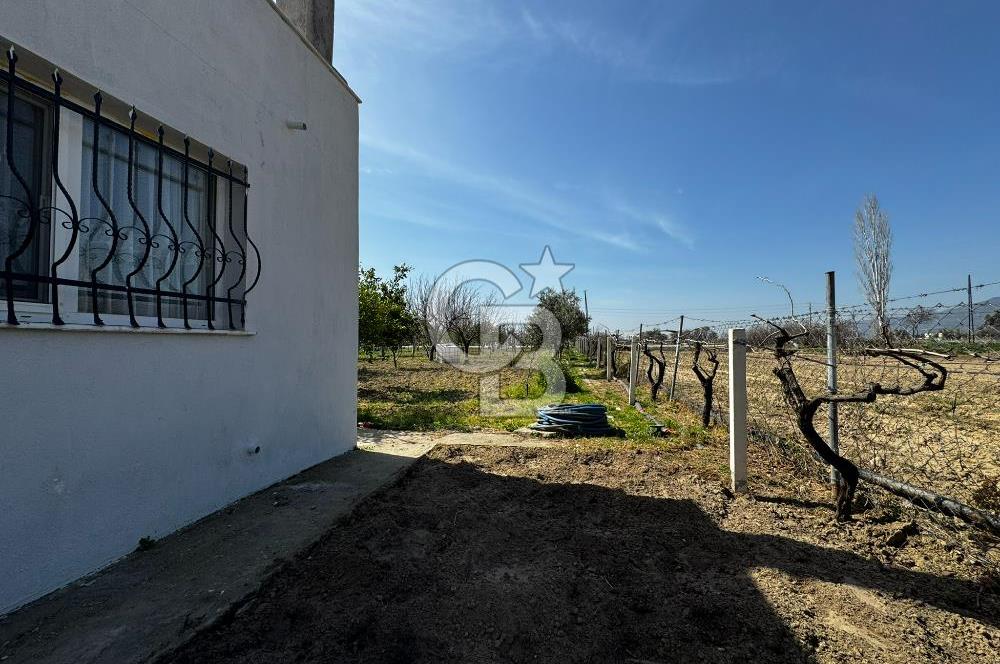 MENEMEN/SÜLEYMANLI'DA SATILIK YOLA SIFIR 2+1 BAHÇELİ BAĞ EVİ