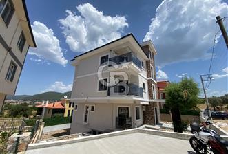 Muğla Ula'da Satılık Bahçeli, Geniş 2+1 Dubleks Daire 