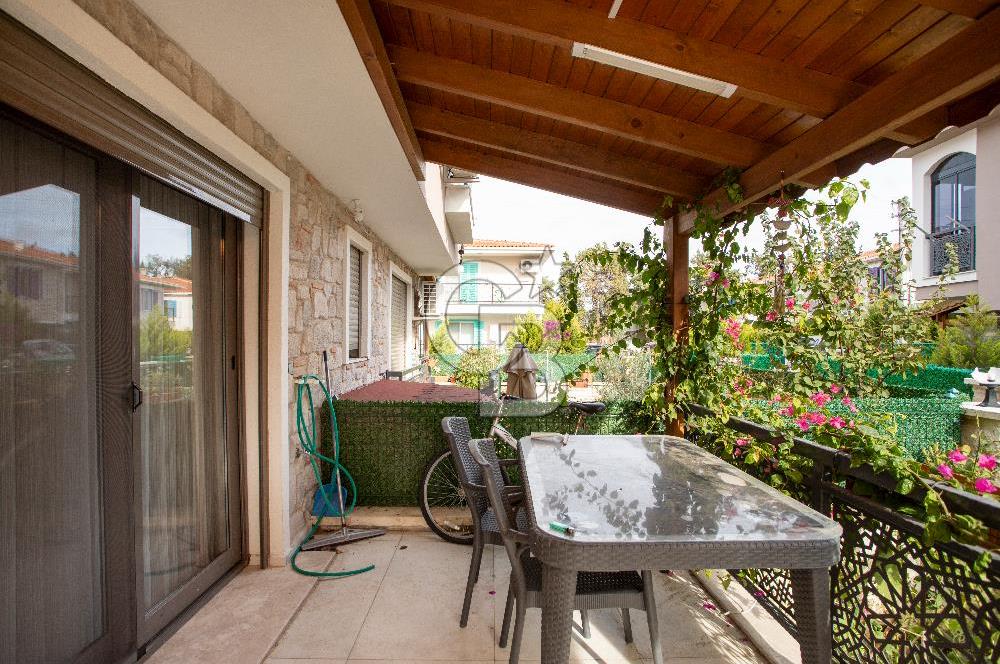 Foça Hacıveli Mah. Eşyalı Kiralık 2+1 Dubleks Villa