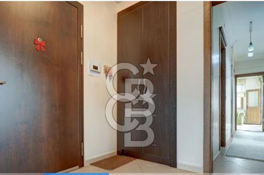 Kozyatağı Bayar Caddesi Üzerinde Full Eşyalı 3+1 Kiralık Daire