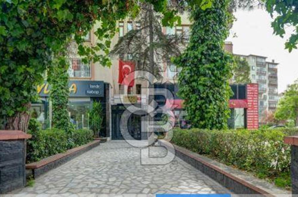 Kozyatağı Bayar Caddesi Üzerinde Full Eşyalı 3+1 Kiralık Daire