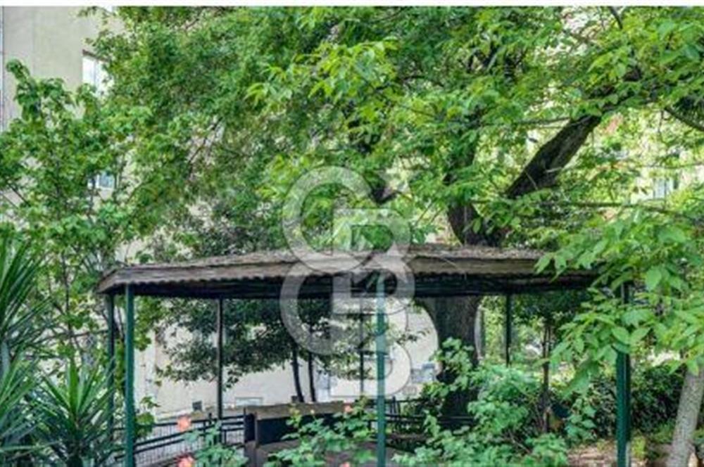 Kozyatağı Bayar Caddesi Üzerinde Full Eşyalı 3+1 Kiralık Daire