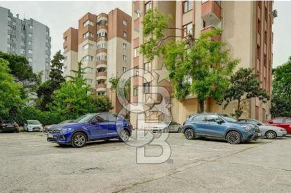 Kozyatağı Bayar Caddesi Üzerinde Full Eşyalı 3+1 Kiralık Daire