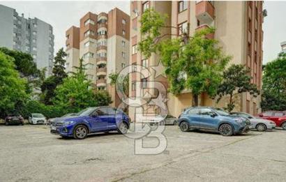 Kozyatağı Bayar Caddesi Üzerinde Full Eşyalı 3+1 Kiralık Daire