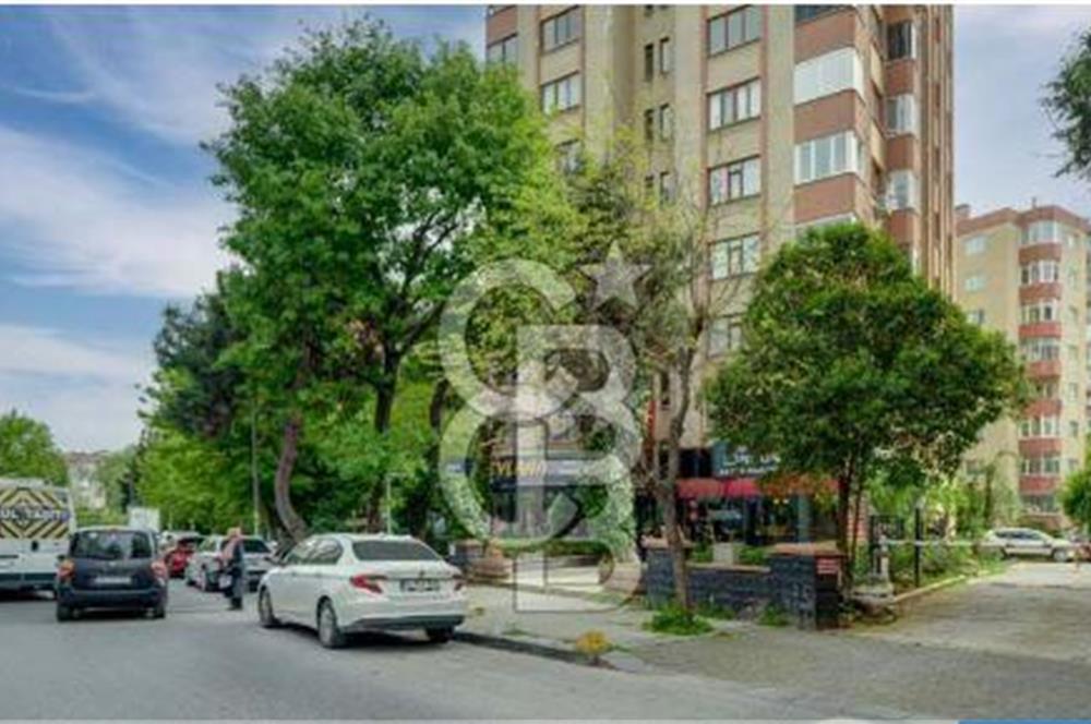 Kozyatağı Bayar Caddesi Üzerinde Full Eşyalı 3+1 Kiralık Daire
