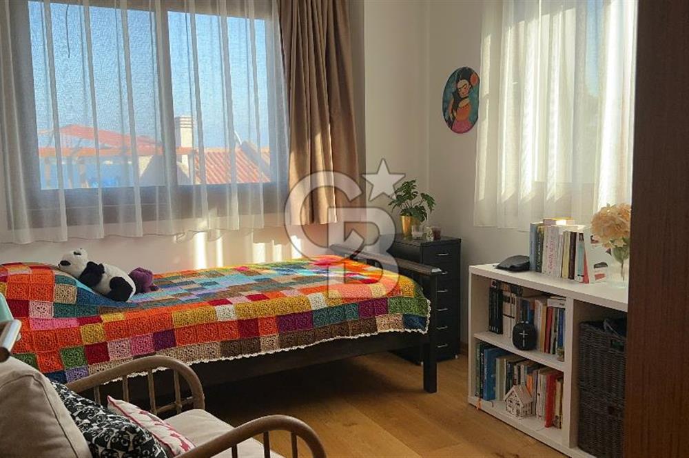 Urla İskele Mahallesinde Denize Yakın Satılık Villa