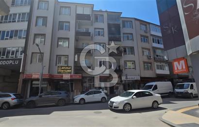YALOVA'NIN KALBİNDE, ÇEŞME SOKAK'TA SATILIK DAİRE