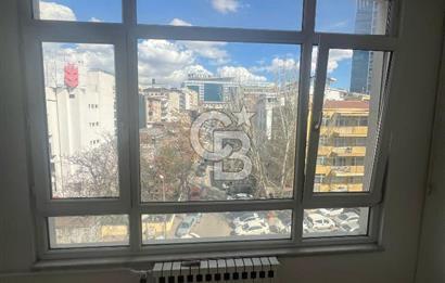 TUNUS CADDESİNDE PRESTİJLİ KİRALIK OFİS 2+1
