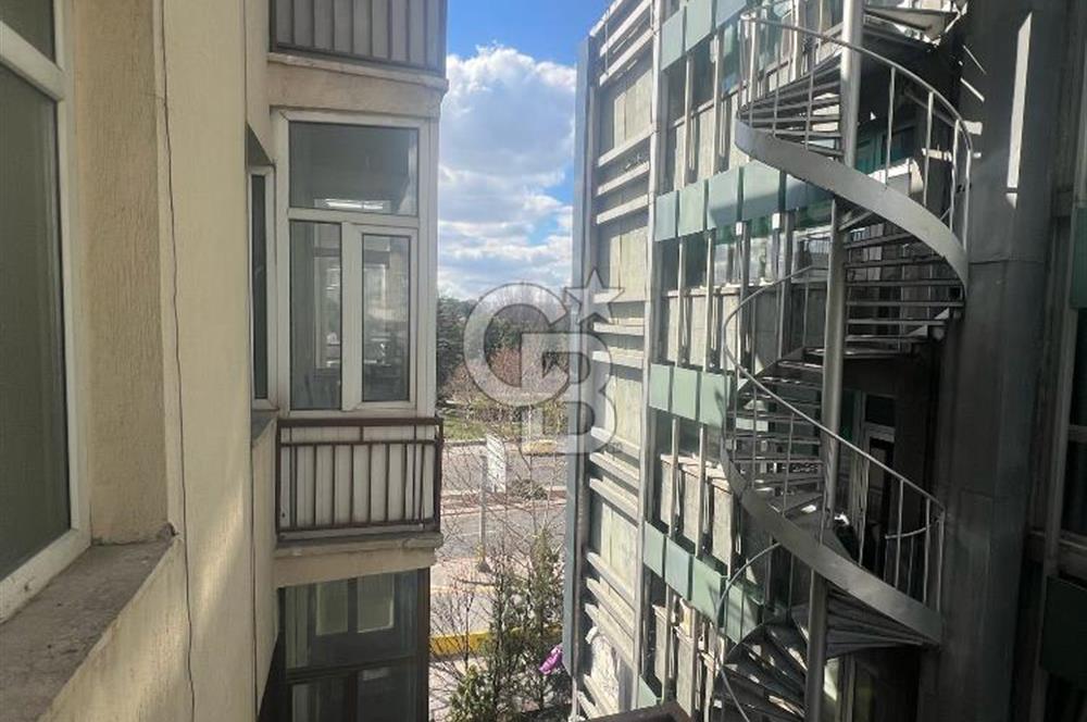 TUNUS CADDESİNDE PRESTİJLİ KİRALIK OFİS 2+1