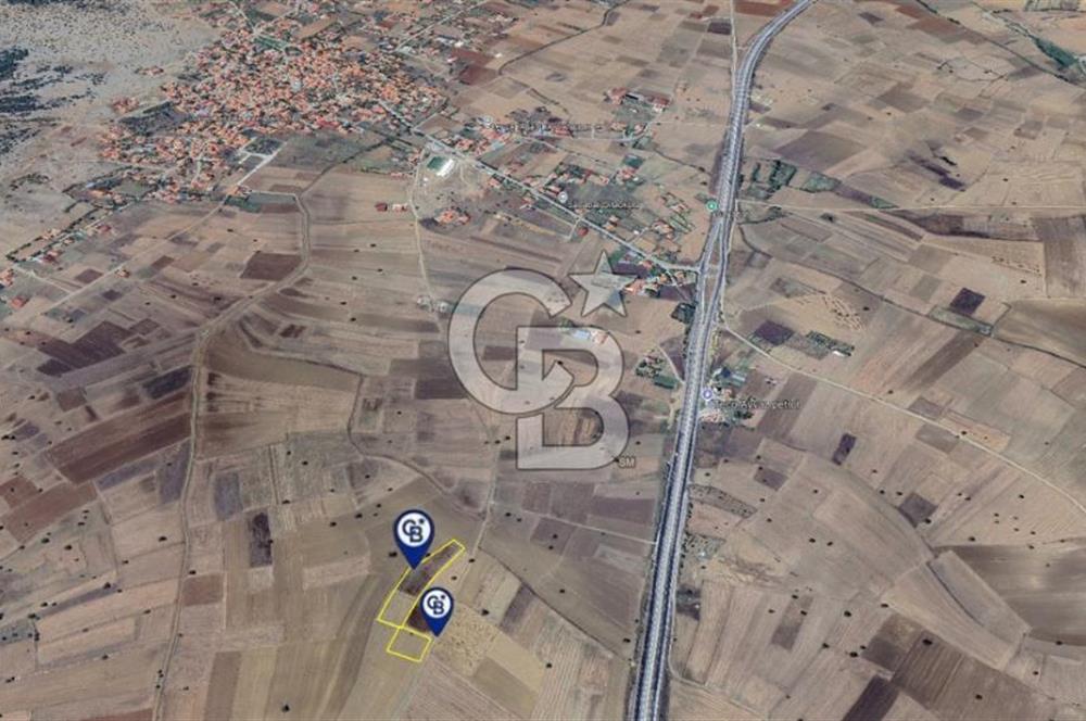 Tavas Sarıabat da Muğla Karayolu Yakını Satılık 4550 M² Arazi