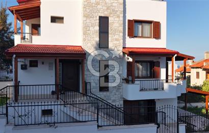 Urla İskele Mahallesinde Denize Yakın Satılık Villa