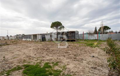 Foça Bağarası Hacıveli'de Satılık 2+1 Prefabrik ve Tarla