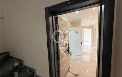 Dikili'de Arakat Kapalı Mutfak Satılık 2+1 Sıfır Daire