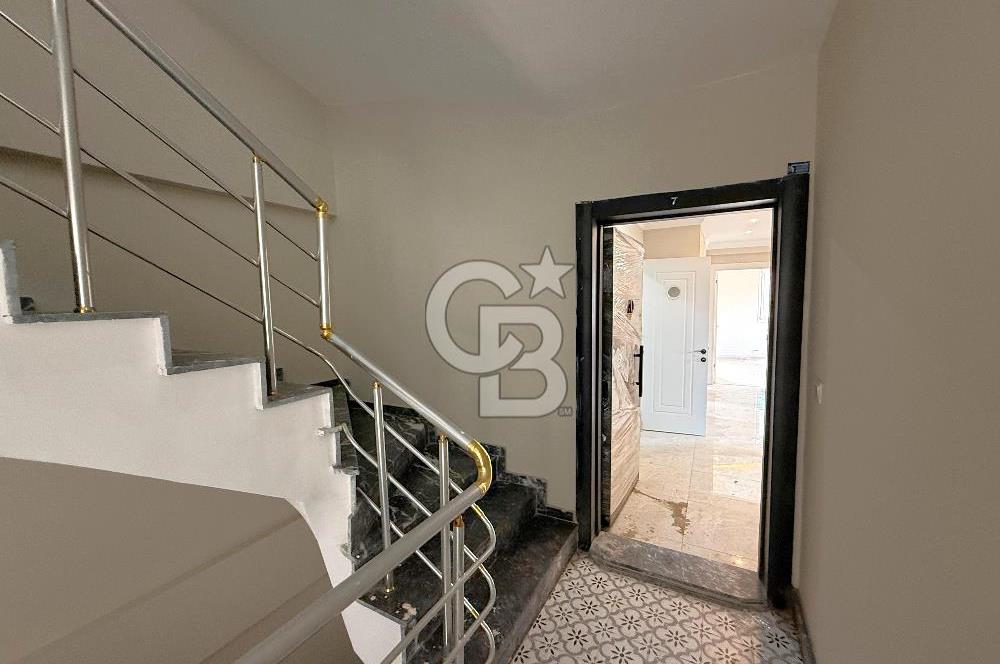 Dikili'de Arakat Kapalı Mutfak Satılık 2+1 Sıfır Daire