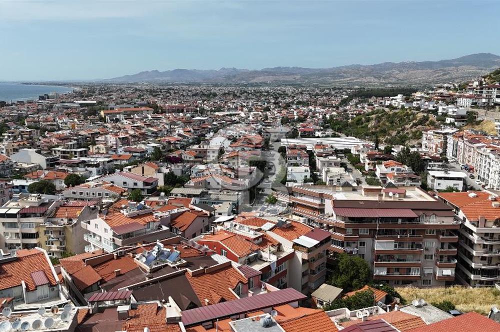 Dikili'de Arakat Kapalı Mutfak Satılık 2+1 Sıfır Daire