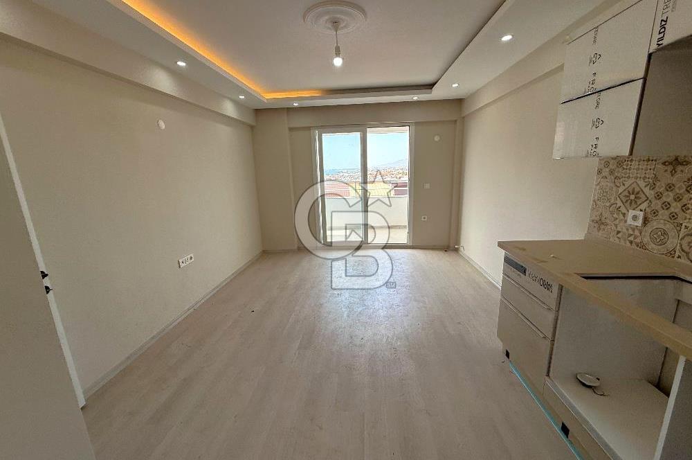 Dikili'de Deniz Manzaralı Satılık Sıfır 2+1 Daire