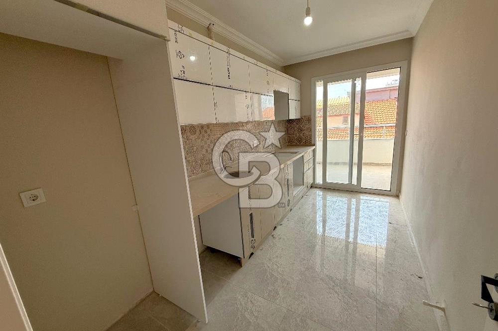 Dikili'de Arakat Kapalı Mutfak Satılık 2+1 Sıfır Daire