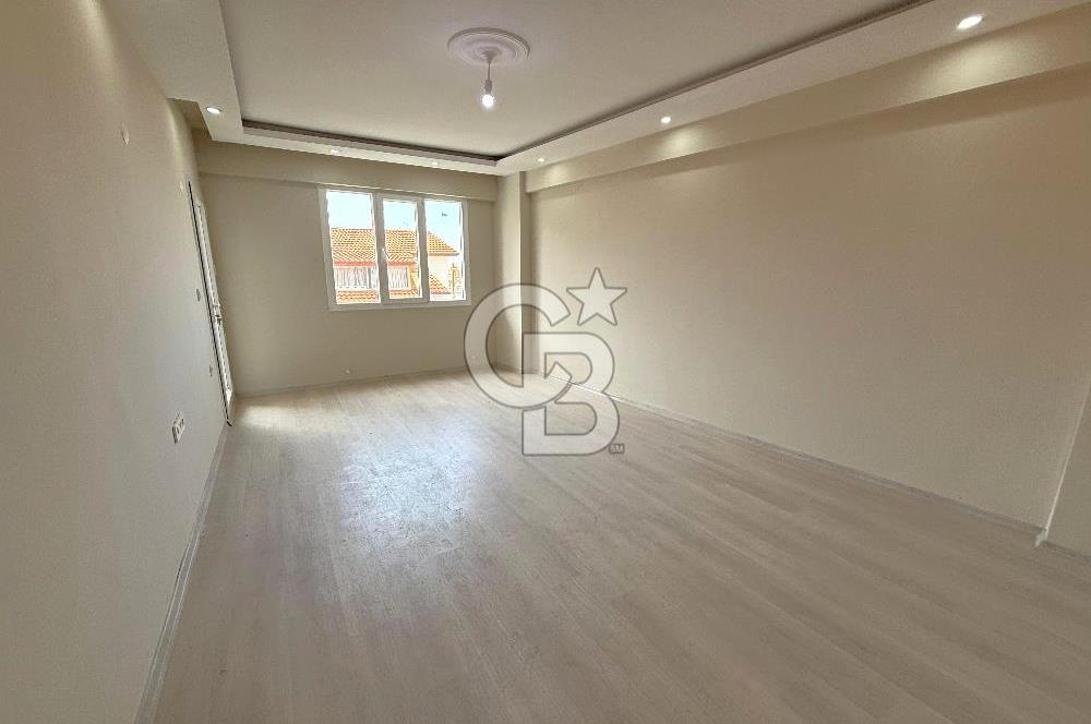 Dikili'de Arakat Kapalı Mutfak Satılık 2+1 Sıfır Daire