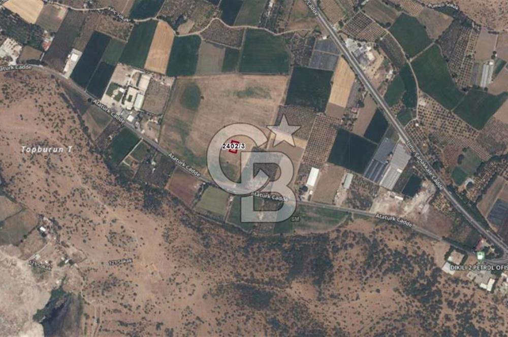 DİKİLİ'DE TİCARİ İMARLI 845 M2 SATILIK ARSA