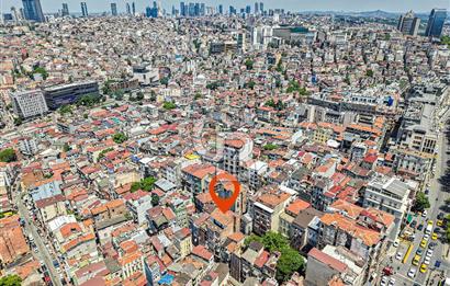 TARLABAŞI BULVARI ATAMAN SOKAKTA 841M2 SATILIK TARİHİ BİNA