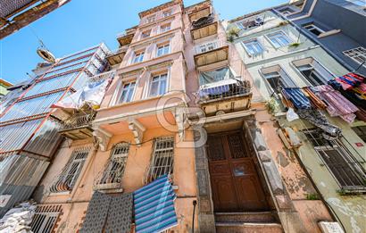 TARLABAŞI BULVARI ATAMAN SOKAKTA 841M2 SATILIK TARİHİ BİNA