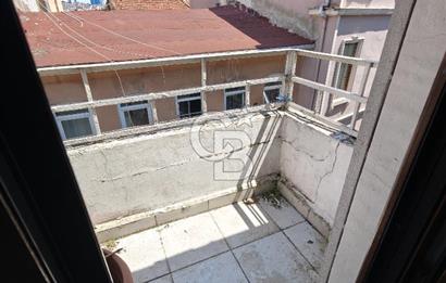 BEYOĞLU KILIÇ ASLAN SOKAKTA 4 DAİRELİ SATILIK BİNA
