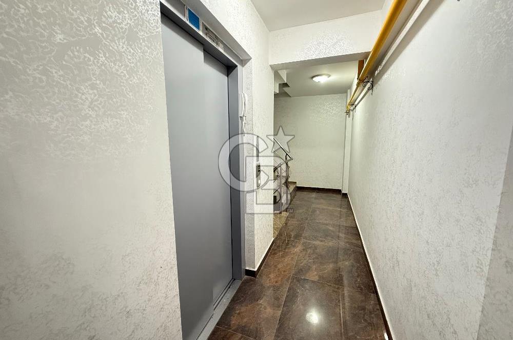 Karşıyaka Demirköprü’de Satılık 4+1 Dubleks Daire