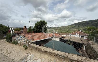 Şirince Köy İçinde Ticari Kullanıma Uygun Satılık Müstakil Ev 272 m2