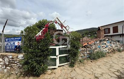 Şirince Köy İçinde Ticari Kullanıma Uygun Satılık Müstakil Ev 272 m2