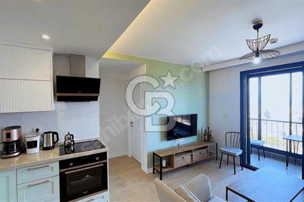 ÇEŞMEDE ENCORE LOFTDA EŞYALI DENİZ MANZARALI HAVUZLU KİRALIK 1+1