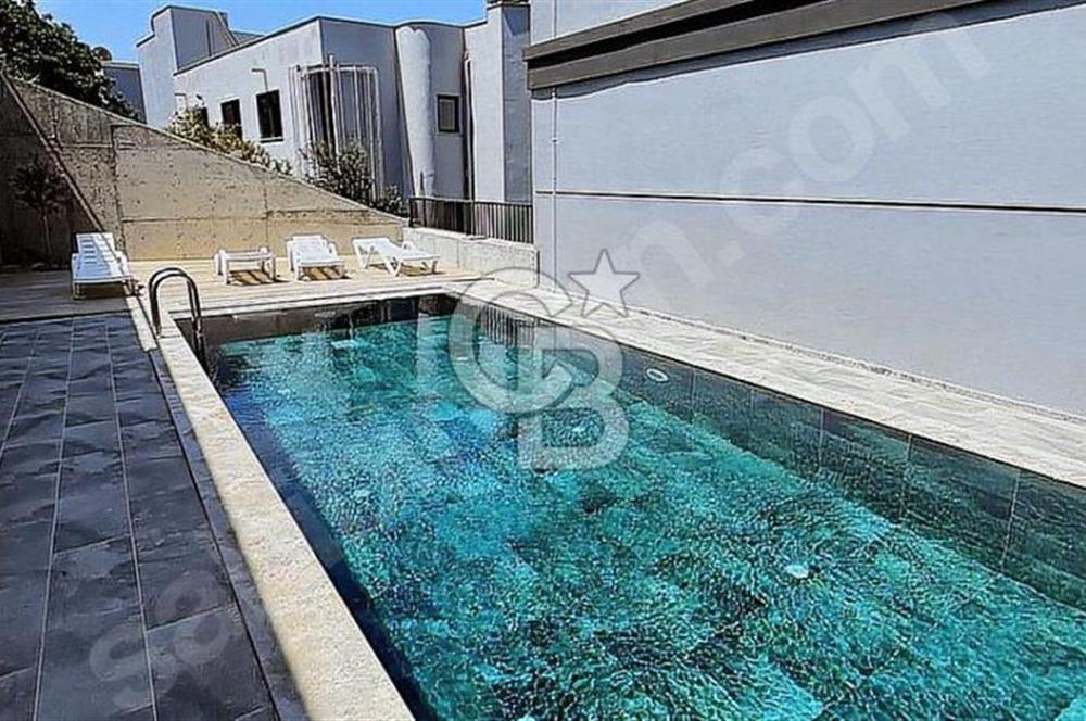 ÇEŞMEDE ENCORE LOFTDA EŞYALI DENİZ MANZARALI HAVUZLU KİRALIK 1+1