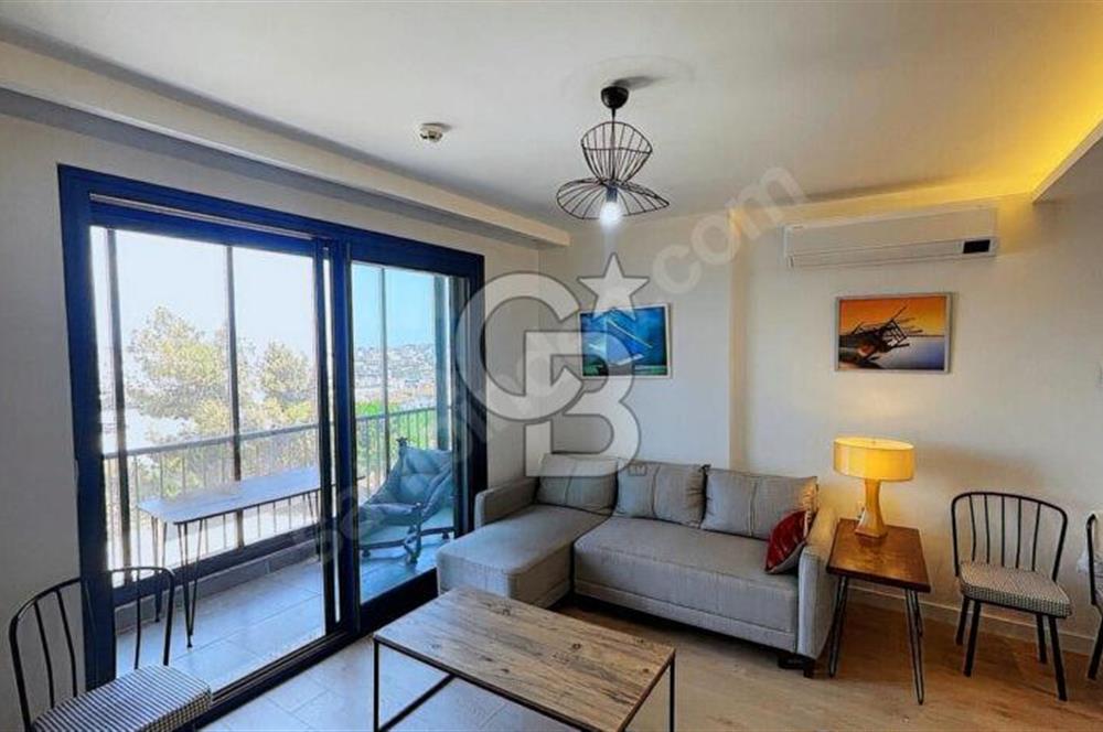 ÇEŞMEDE ENCORE LOFTDA EŞYALI DENİZ MANZARALI HAVUZLU KİRALIK 1+1