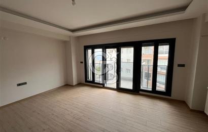 Üçkuyular'a Birkaç Adım Mesafede Satılık Açık Mutfak 2+1 Daire